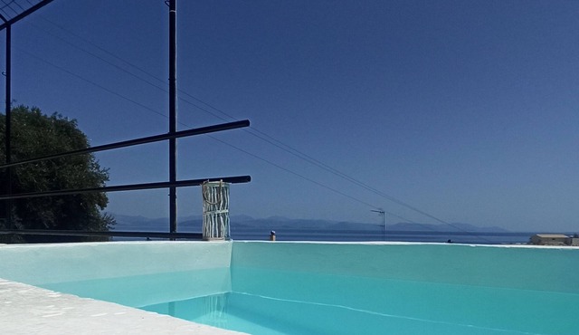 SeaView Mini Villa with Private Pool - 200 metres to the beach