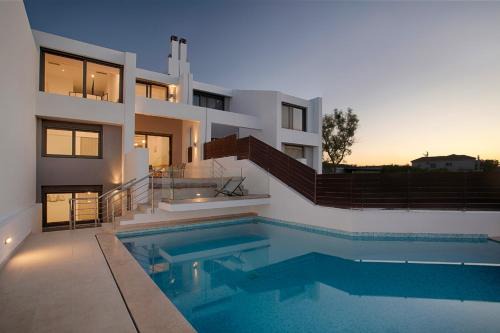 Serenity Villa 2 with Pool