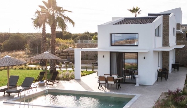 Signature VIlla- 360 View of Lagoon & Sea BBQ + Private Pool