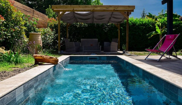 Small House for 4pers with pool