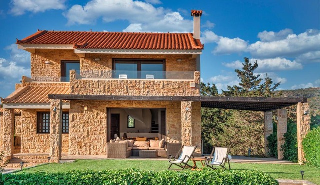 Sounio Beachfront Villa