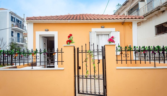 Spacious 2 Bd Detached House in Kefalonia w Patio