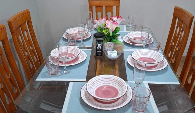 Spacious, close to parque de las aguas and national stadium, with garage.