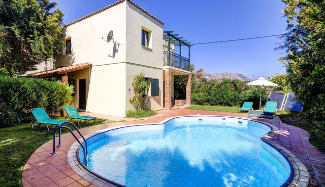 Spacious comfortable villa in traditional style