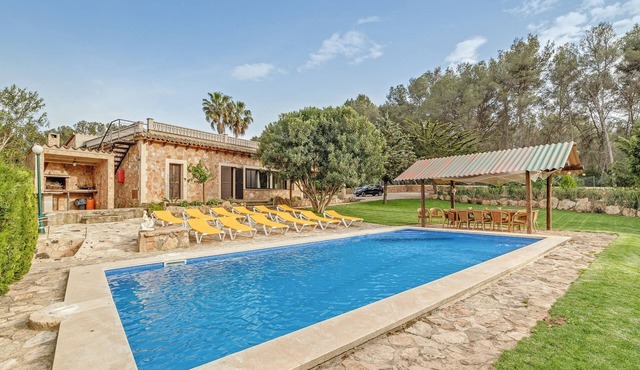 Spacious villa with pool – Villa El Bosque