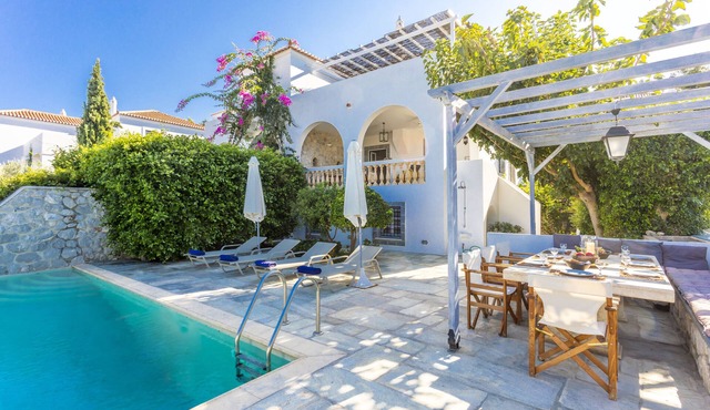 Spetses Villa Scirocco, Newly built villa w. private pool and panoramic sea view