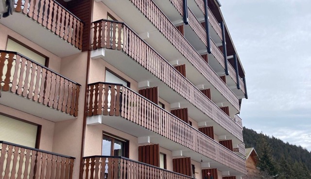 Studio for 4 to 5 people, "Edelweiss" with mountain view balcony