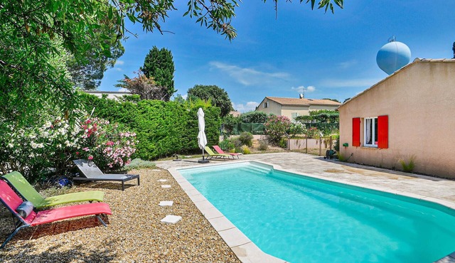Stunning home in Eyragues