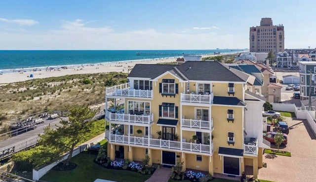 Stunning Oceanfront Retreat with Hot Tub & Gym