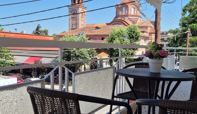 Sunny, Spacious & Central – Family-Friendly Holiday Spot