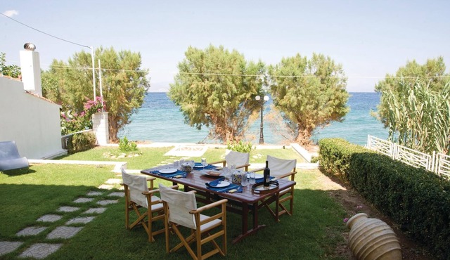 This two-apartment house is located in Diakopto, a town in the regional district of Achaia in the no
