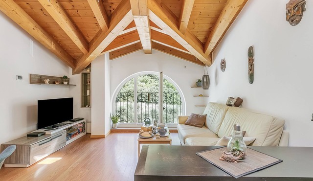 Torbole On the Moon Apartment near Beach, Torbole sul Garda, Italy