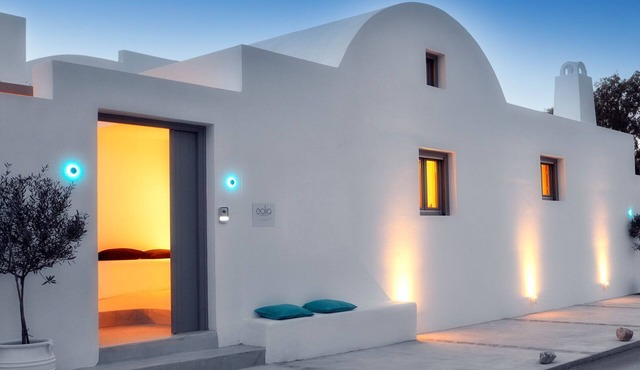 Traditional Villa with Private Heated Pool