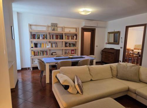 Tricesimo Appartamento Suite in Centro Storico
