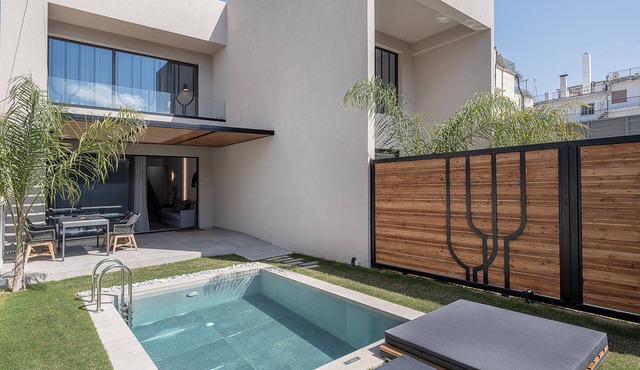 Urban Oasis - Walking distance to the Old Town, the beach and all kind of shops!