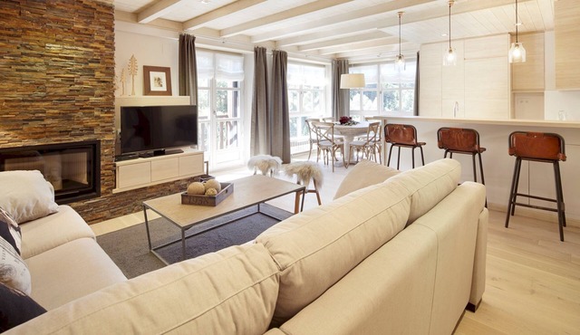 Val de Ruda Luxe 45 by FeelFree Rentals