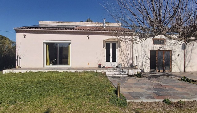 Villa 90 m2 Le Thor. 5kms Isle sur Sorgue, 12 Avignon, 15 Lubéron, 1h de la mer