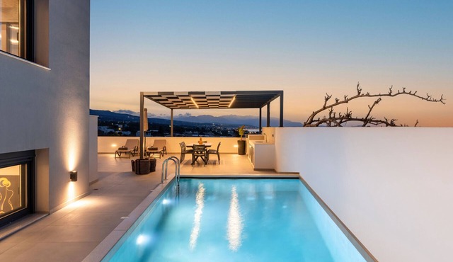 Villa Aelia - With Private Heated Pool