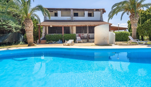 Villa "Bes Beach - Villa Con Piscina" with Sea View, Private Pool & Wi-Fi