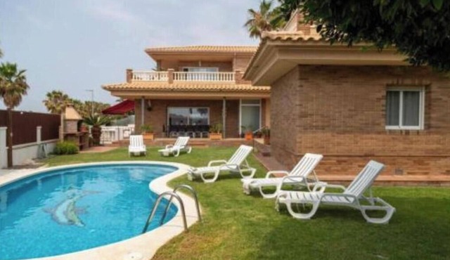 Villa Blended