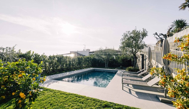 Villa "Cavalino Boutiquehouse" with Lake View, Pool & Wi-Fi