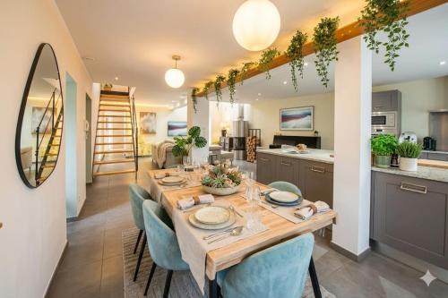 Villa Cendrée 4 Bedrooms 20 Minutes from Geneva
