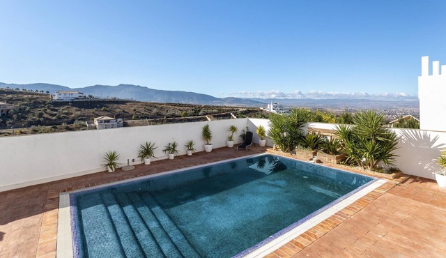Villa "Corasao Luxury 5 Stars" with Mountain View, Pool, Whirlpool & Garden