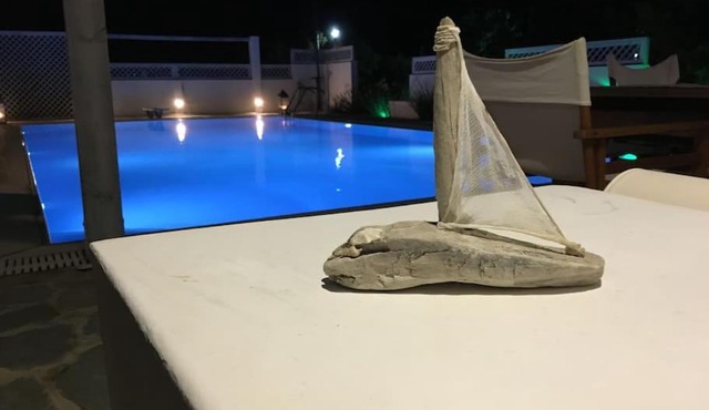 Villa Costa Hydra
