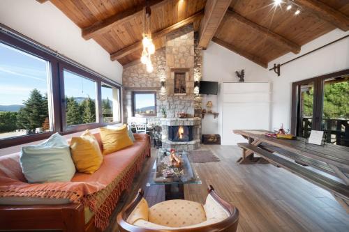 Villa Dianne Apt 2 Livadi Arachovas