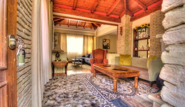 Villa Escobadd