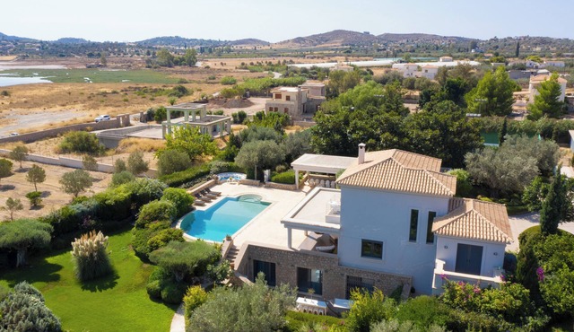 Villa Eternity II - Luxury Escape