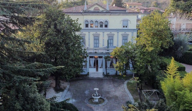Villa Excelsior Art Nouveau Villa with Lake Access