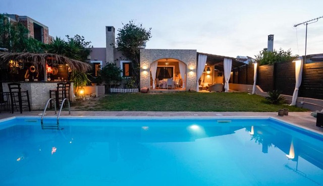 Villa Irene: Θέα πισίνα, Θέα θάλασσα