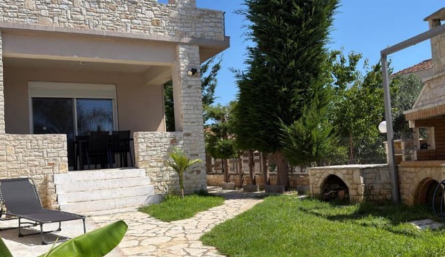 Villa K-G