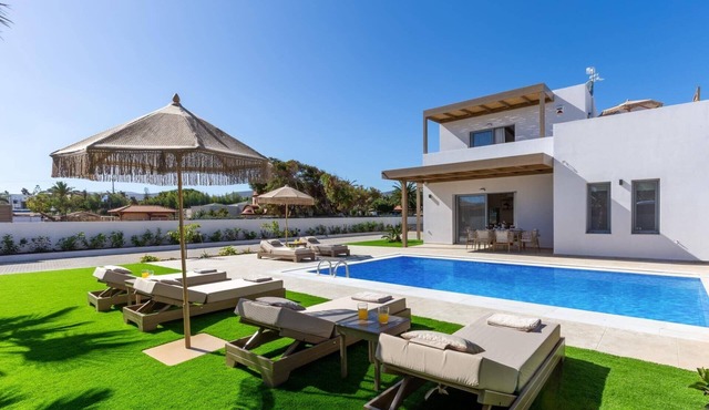 Villa Kamelia Seaside Almyra by Villa Plus