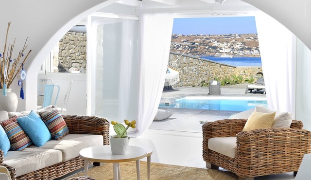 Villa Kanalia, view on the little Venice, spacious, bright, swimming pool with sea view