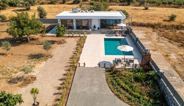 Villa Karydia with private pool