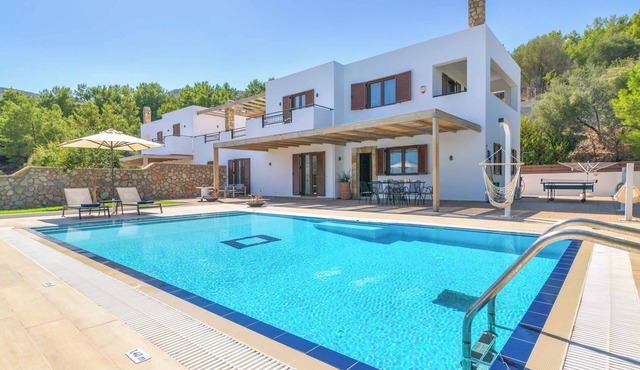 Villa Krini Secret - Three Bedroom Villa, Sleeps 6