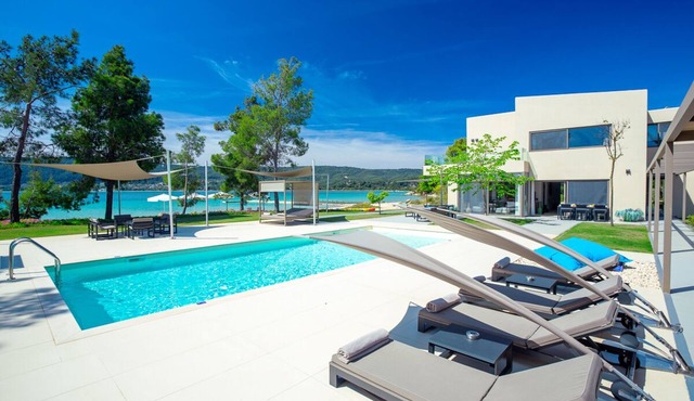Villa Mastika - Three Bedroom Villa, Sleeps 6