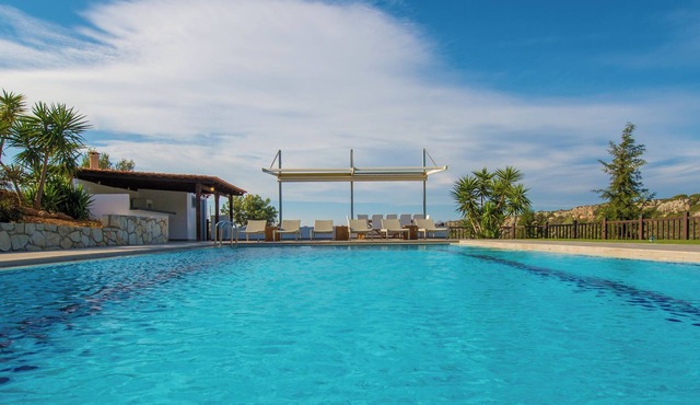 Villa Mathea - Spacious Villa With Privacy And Private Large Swimming Pool