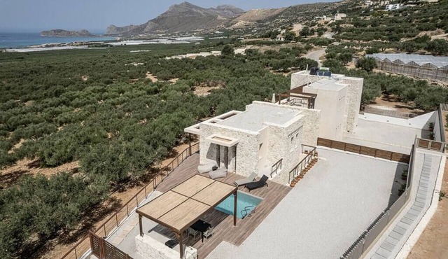 Villa Melissa 2,spacious,private pool, seaview,BBQ