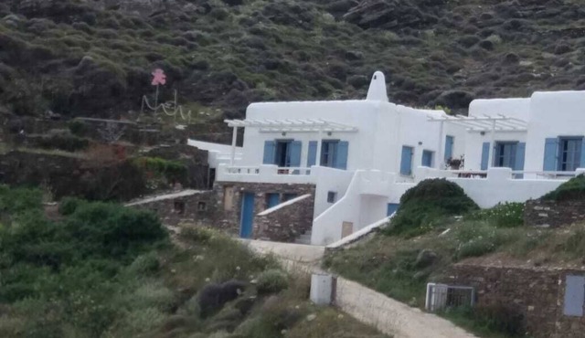 Villa Niloya-100m from the seaside