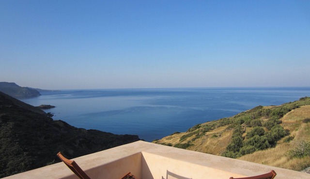 Villa overlooking the sea