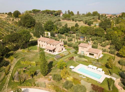 Villa Ripa by Mmega in Pozzo