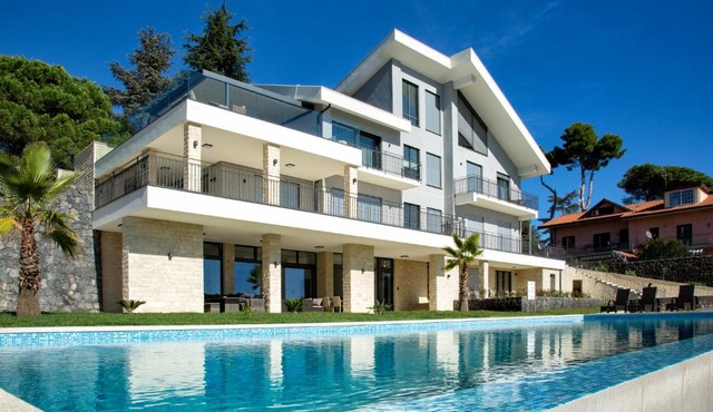 Villa Rita Pool & Spa