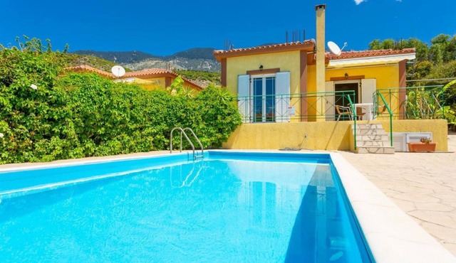 Villa Russa Anna - One Bedroom Villa, Sleeps 2