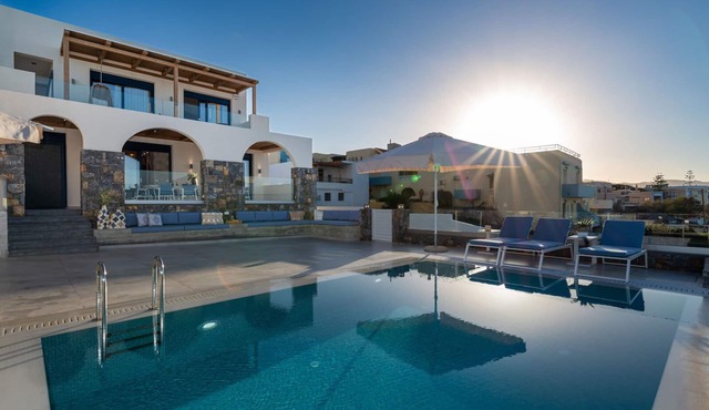 Villa Tamara: private pool, ocean view, families & friends destination in Sisi