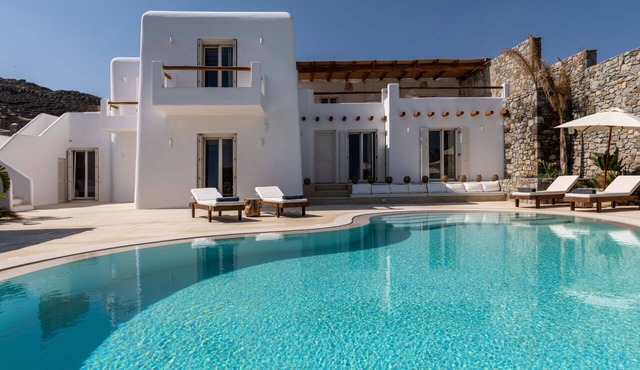 Villa V Kanalia with Spectacular view of the Little Venice Mykonos