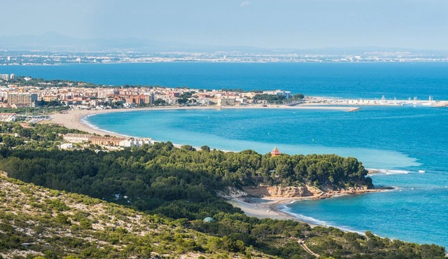 Villa Vendrell - Blissful Costa Dorada Escape
