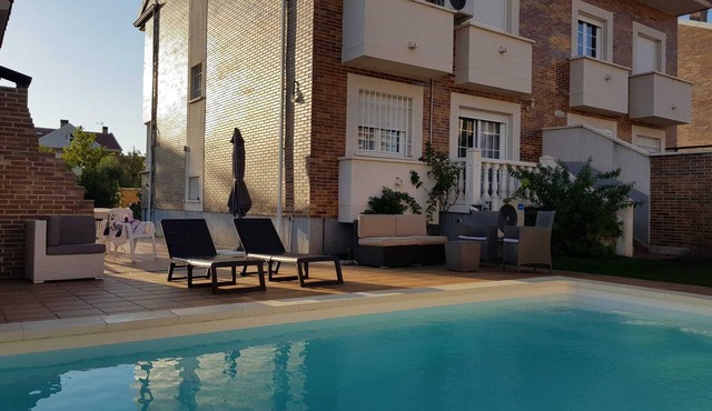 Villa Villa Maria 10 min. from Puy Du Fou. Ideal for families and groups of friends